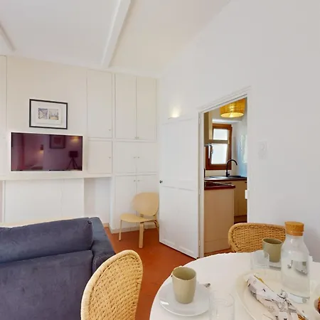 L'atelier De La Rue Mailly *